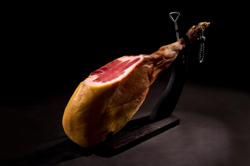 ibérico ham leg